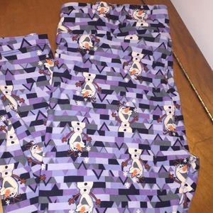 **UNICORN ALERT** LuLaRoe TS Olaf Leggings